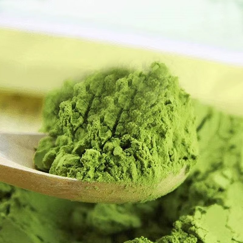 Premium organic matcha powder compliant with EU standards for food and beverage applications